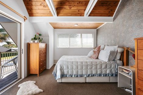 Photo of property in 306 Omokoroa Road, Omokoroa, 3114