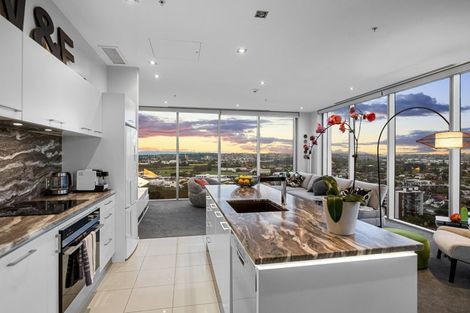 Photo of property in Sentinel Apartments, 1804/3 Northcroft Street, Takapuna, Auckland, 0622