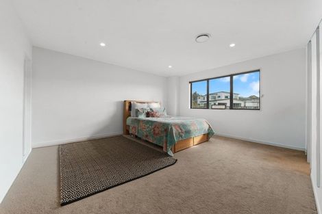 Photo of property in 6 Wheki Place, Swanson, Auckland, 0614