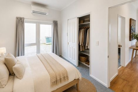 Photo of property in 4a Macdonald Crescent, Te Aro, Wellington, 6011