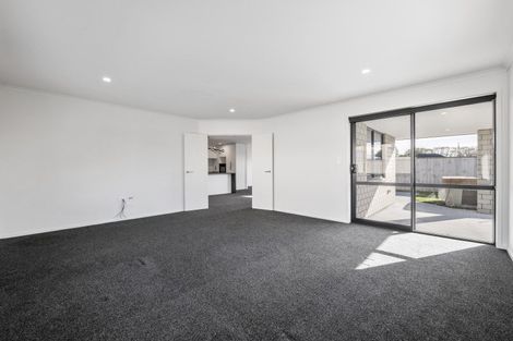 Photo of property in 3/48a Celia Street, Stratford, 4332