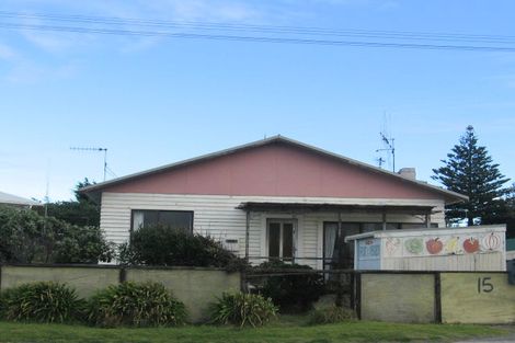 Photo of property in 15 Tasman Road, Otaki Beach, Otaki, 5512