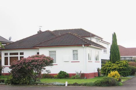 Photo of property in 9 Summerhays Street, Terrace End, Palmerston North, 4410