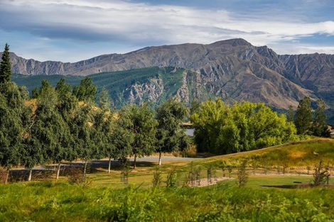 Photo of property in 4 Bendemeer Lane, Lake Hayes, Queenstown, 9371