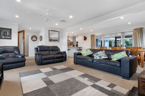 Photo of property in 38 Helvetia Road, Pukekohe, 2120