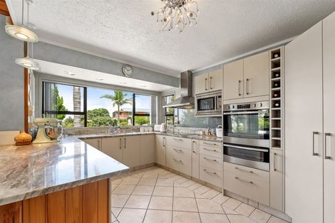 Photo of property in 32 Layton Road, Manly, Whangaparaoa, 0930