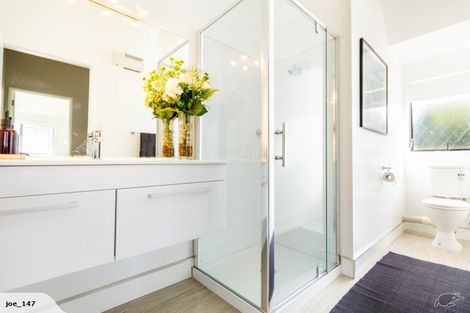 Photo of property in 1/11 Thurlestone Place, Burnside, Christchurch, 8053