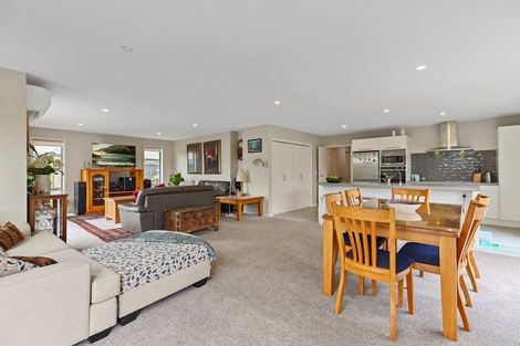 Photo of property in 128 Puhirake Crescent, Pyes Pa, Tauranga, 3112