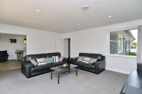 Photo of property in 26 Hadlow Place, Burnside, Christchurch, 8041