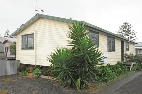 Photo of property in 136 Te Awa Avenue, Te Awa, Napier, 4110