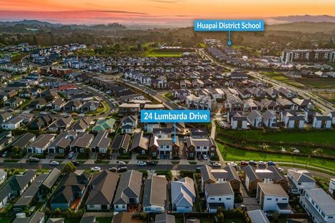 Photo of property in 24 Lumbarda Drive, Kumeu, 0810