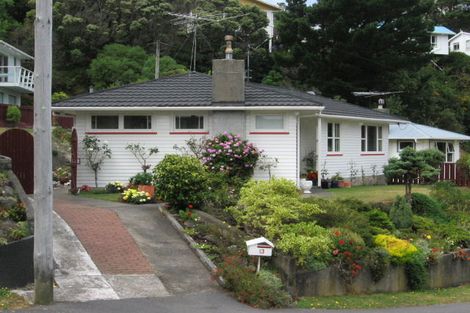 Photo of property in 13 Montreal Grove, Kingston, Wellington, 6021