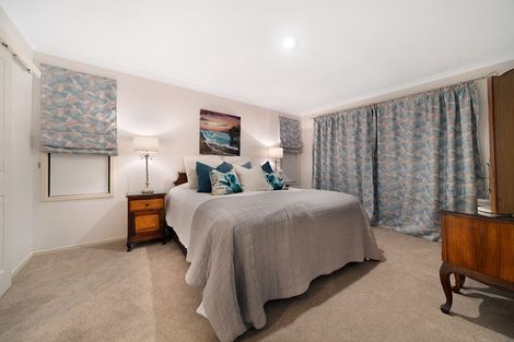 Photo of property in 30 Tauranga Place, Orewa, 0931