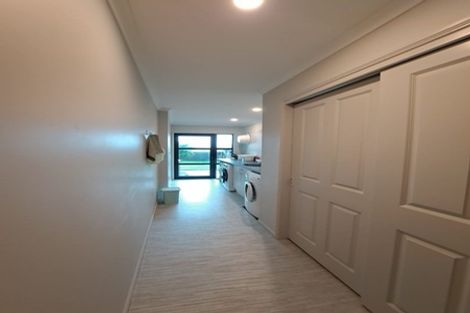 Photo of property in 1259 Devon Road, Sentry Hill, New Plymouth, 4373