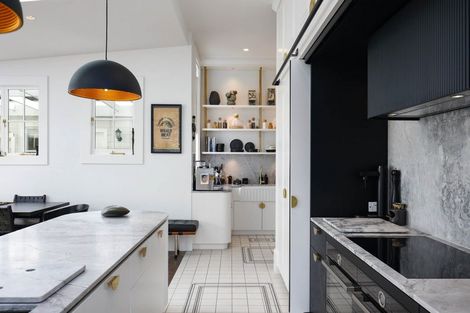 Photo of property in 28 Nile Street, Nelson, 7010