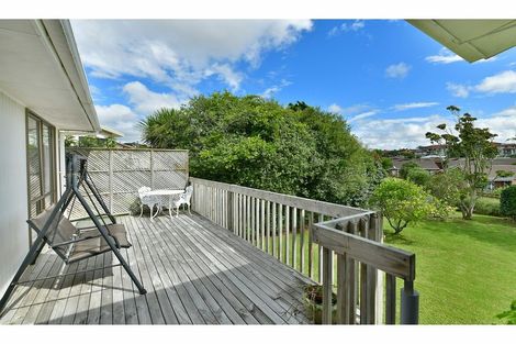 Photo of property in 16 Bay Vista Drive, Red Beach, 0932