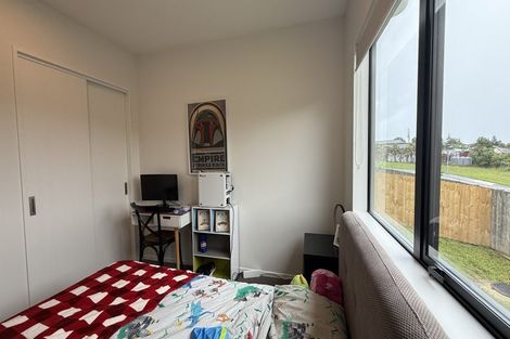 Photo of property in 6 Whenuateitei Crescent, Stanmore Bay, Whangaparaoa, 0932