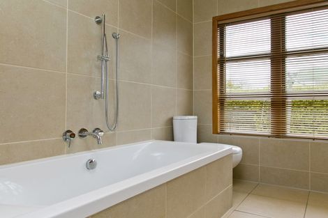 Photo of property in 60 Taharepa Road, Hilltop, Taupo, 3330