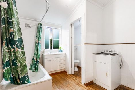 Photo of property in 1/93 Seabrook Avenue, New Lynn, Auckland, 0600