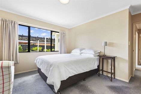 Photo of property in 17 Aldona Place, Fairview Downs, Hamilton, 3214