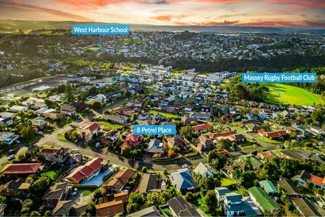 Photo of property in 8 Petrel Place, Massey, Auckland, 0614