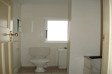 Photo of property in 1-3 Mudges Terrace, Newtown, Wellington, 6021