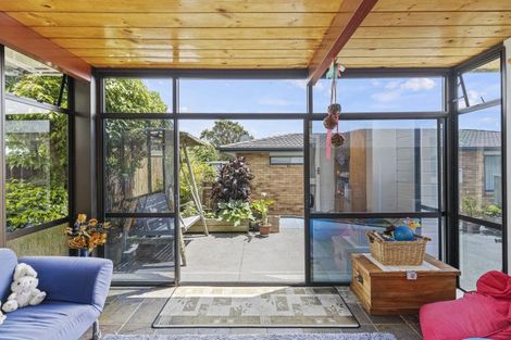 Photo of property in 184 Tukapa Street, Westown, New Plymouth, 4310