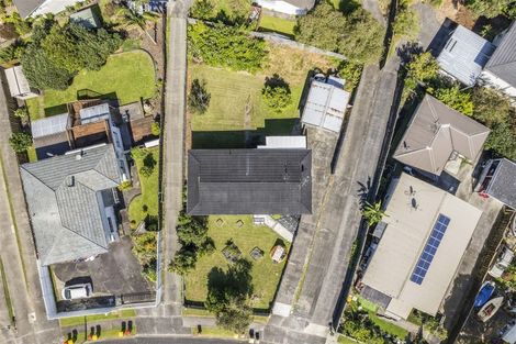 Photo of property in 73 Archmillen Avenue, Pakuranga Heights, Auckland, 2010