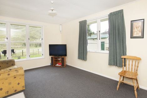 Photo of property in 3060 Tiniroto Road, Tiniroto, Manutuke, 4078