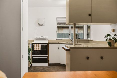 Photo of property in 3/805 Heretaunga Street East, Parkvale, Hastings, 4122