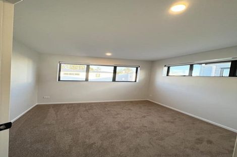 Photo of property in 27 Arahopu Place, Papakura, 2110