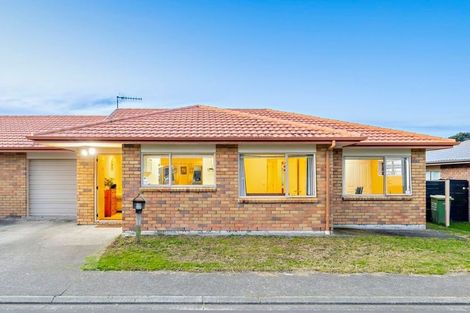 Photo of property in 17 Carlas Way, Ranui, Auckland, 0612