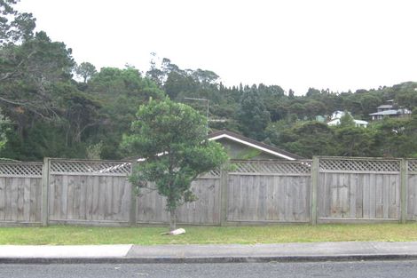 Photo of property in 1/128 Spinella Drive, Bayview, Auckland, 0629