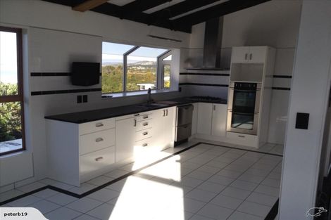 Photo of property in 37 Mulberry Street, Maungaraki, Lower Hutt, 5010