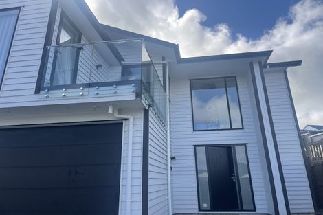 Photo of property in 18 Takurua Terrace, Orewa, 0931