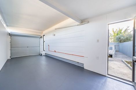 Photo of property in 2/1006 High Street, Avalon, Lower Hutt, 5011