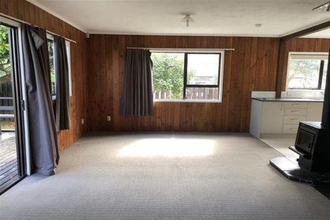 Photo of property in 45a Sutton Crescent, Papakura, 2110