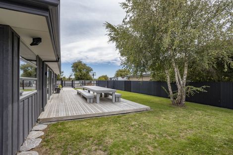 Photo of property in 4 Waikuku Beach Road, Waikuku Beach, 7473