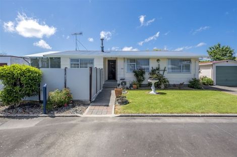 Photo of property in 32a Rimu Street, Levin, 5510