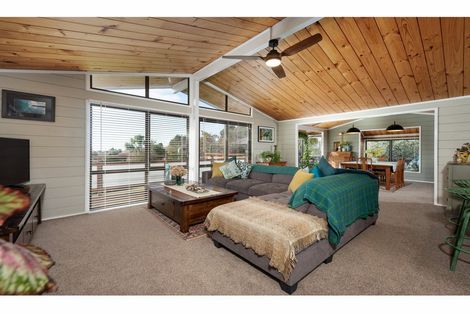 Photo of property in 3 Pamir Place, Welcome Bay, Tauranga, 3112