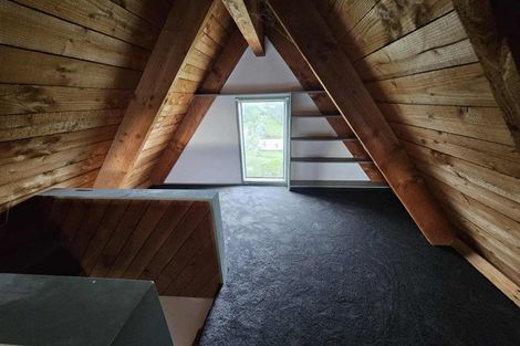 Photo of property in 19 Humphreys Grove, Titahi Bay, Porirua, 5022