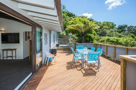 Photo of property in 2 Mizzen Place, Whitby, Porirua, 5024