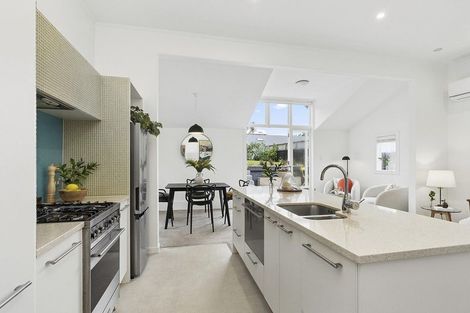 Photo of property in 30 Cleveland Street, Brooklyn, Wellington, 6021