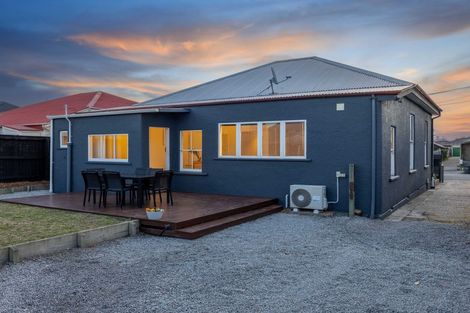 Photo of property in 32 Suffolk Street, Phillipstown, Christchurch, 8011
