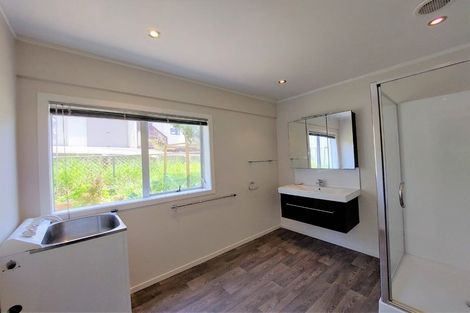 Photo of property in 1/148 Stredwick Drive, Torbay, Auckland, 0630