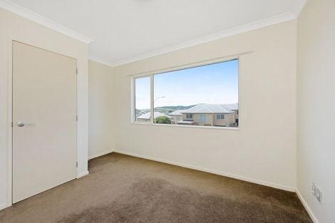 Photo of property in 66 Erlestoke Crescent, Churton Park, Wellington, 6037