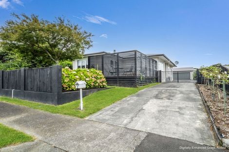 Photo of property in 10 Antrim Place, Hokowhitu, Palmerston North, 4410