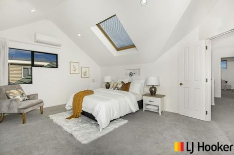 Photo of property in 82 Glenross Drive, Wattle Downs, Auckland, 2103