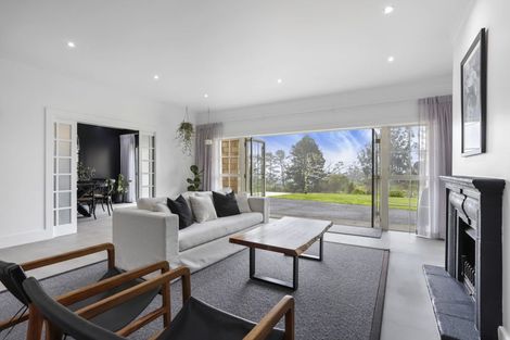 Photo of property in 177 Carter Road, Oratia, Auckland, 0604