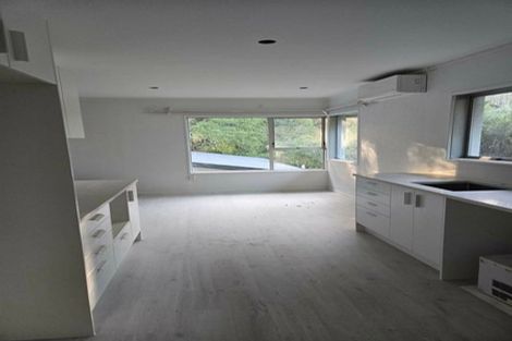 Photo of property in 69 Holland Road, Hillcrest, Auckland, 0627